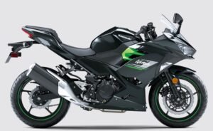 6 Popular Kawasaki Motorcycles Ideal for New Riders